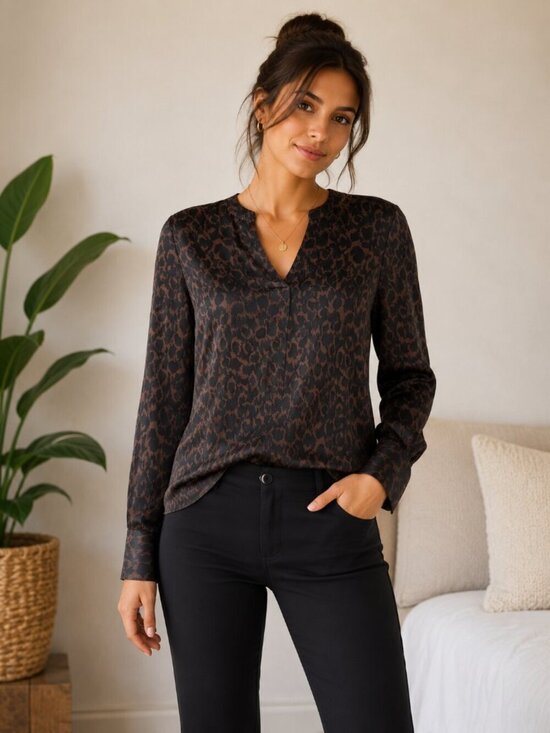 H by Halston Tops - HALSTON Blouse Size XS